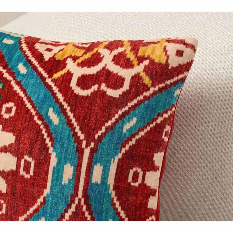 Pottery Barn Zoey Printed Cushion Cover 46cm Red image number 1